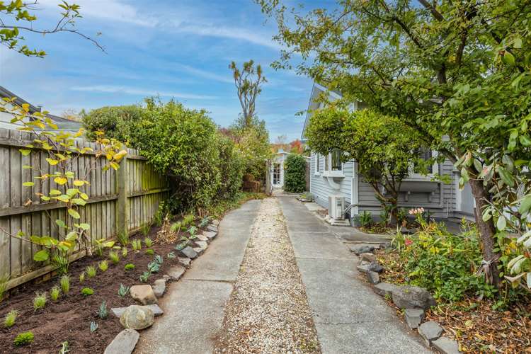 64 Sandwich Road Beckenham_19