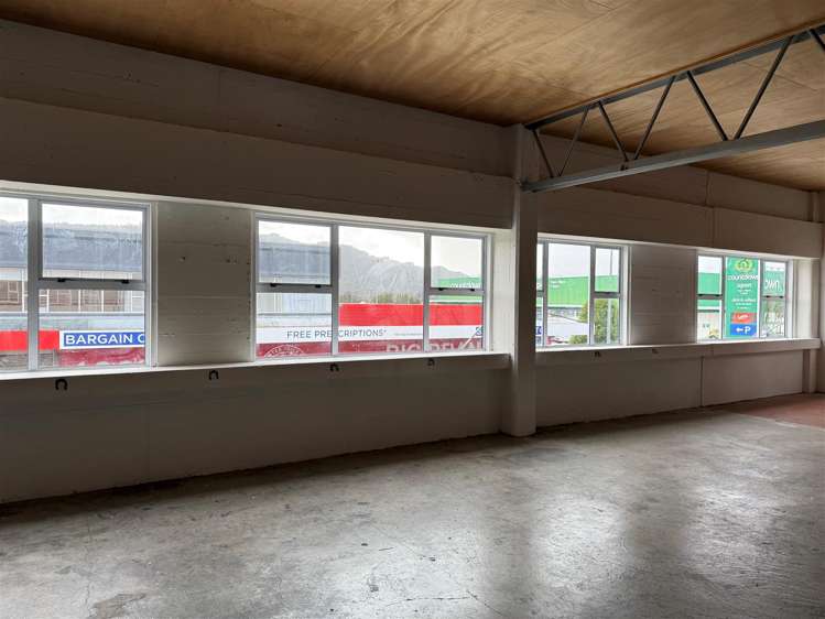 24 Queen Street Upper Hutt Central_9