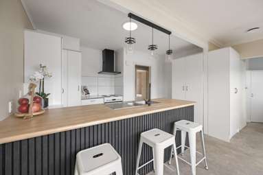 1 Fleming Crescent_4