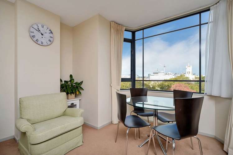 6a/14 Waterloo Quadrant Auckland Central_6