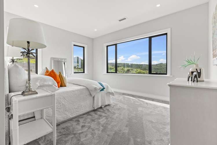 7 Halcyon Bay Lane Orewa_8