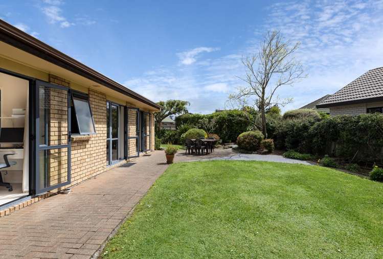 93 Burswood Drive Pakuranga Heights_10