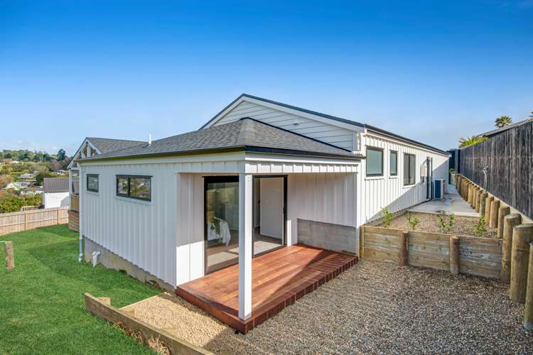 4D Forlong Rise Helensville_38