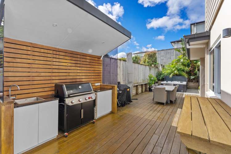 10a Mackay Drive Greenhithe_6