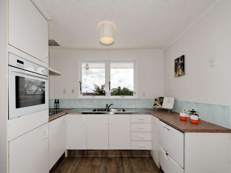 214a Edmonton Road Te Atatu South_8
