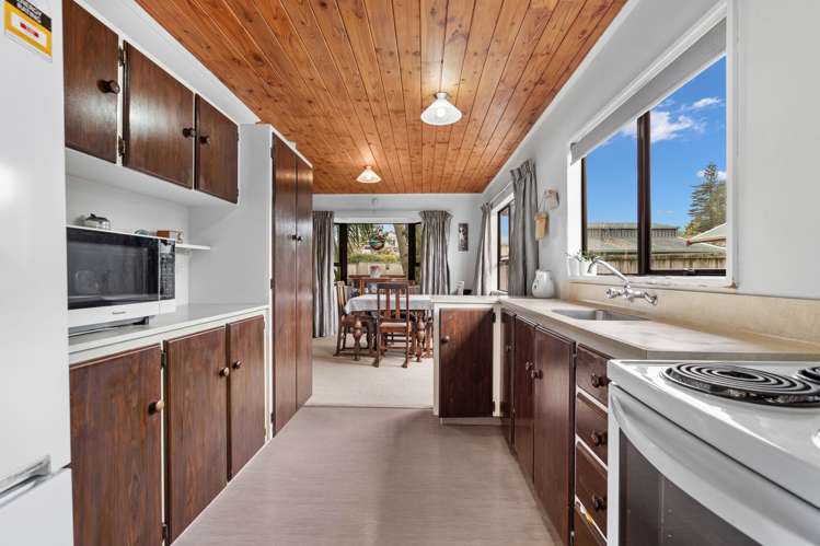 7 Carr Street Te Kamo_2