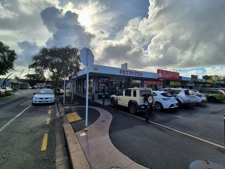 1/320 Main road Huapai_1