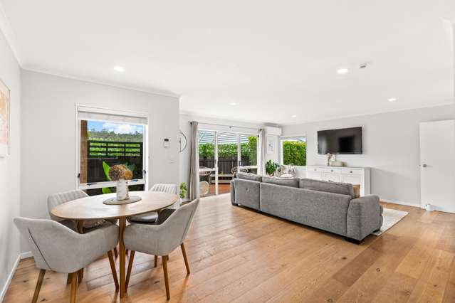 2/8 Crewe Close Albany_2