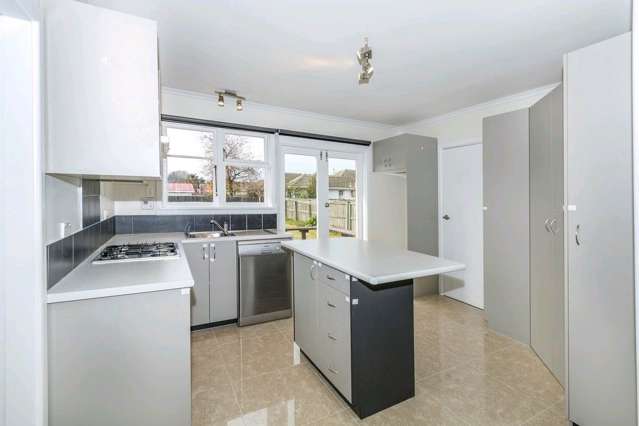 18 Kinnaird Place Hillmorton_1