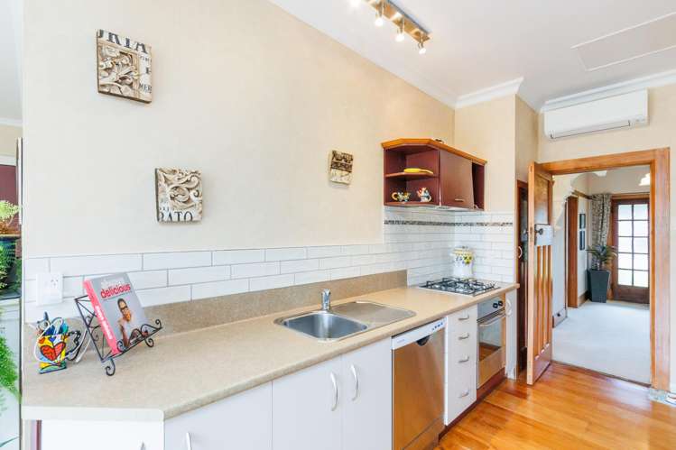 31 Hereford Street West End_9