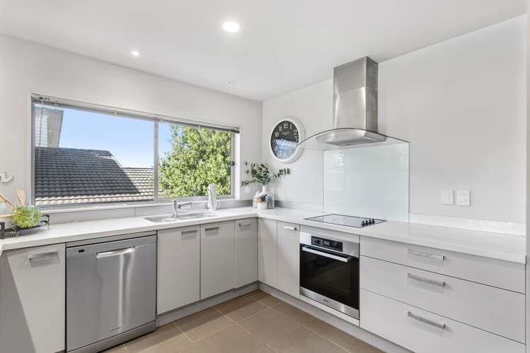 8 Gibbia Way Beachlands_5