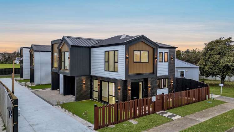 106A Edgewater Drive Pakuranga_1