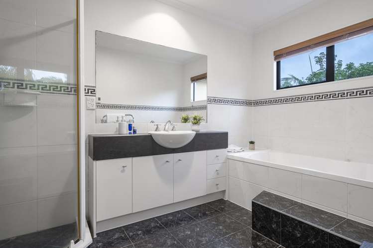 7 Twin Court Albany_17