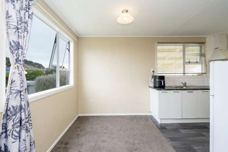 10 Lauder Crescent Heidelberg_12