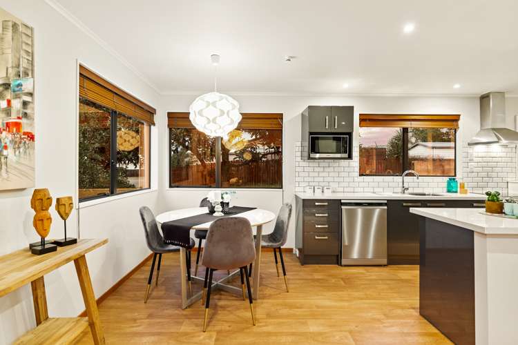 15 Compass Place Te Atatu Peninsula_5