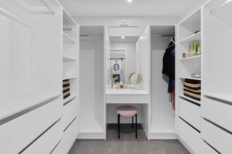12a Broadway Picton_16