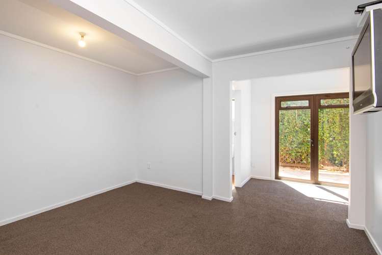 3 Peterhouse Street Tawa_15