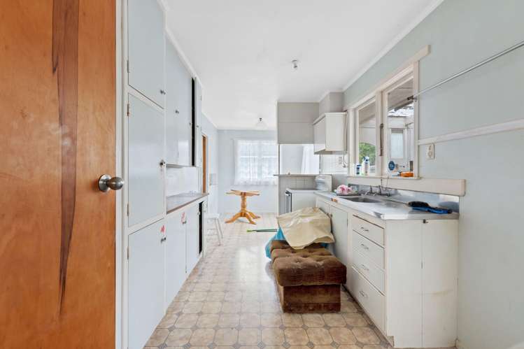 34 Johnstones Road Otara_13