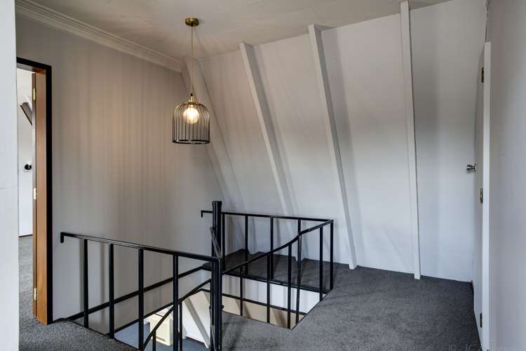 161 Le Cren Street Seaview_13