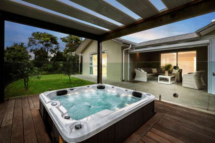 105 Whangaparaoa Road Red Beach_14