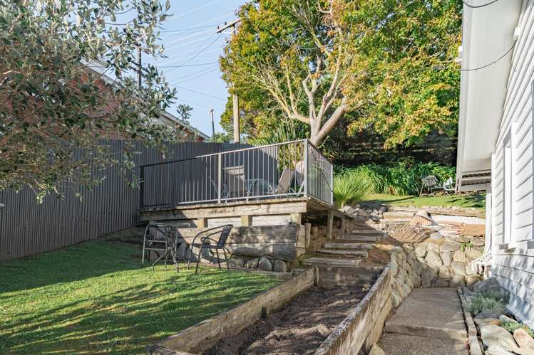 17A Taranaki Street Picton_20