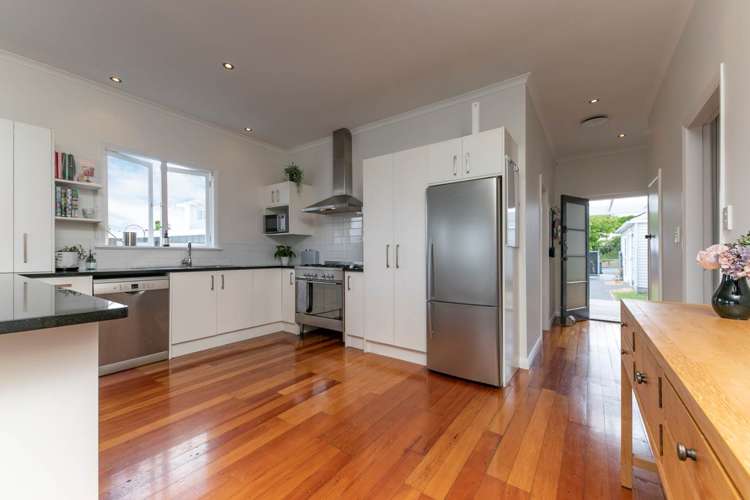 41 Willerton Avenue New Lynn_6