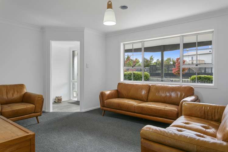 22 Macdonell Street Hilltop_14