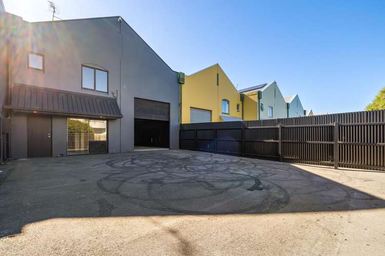 10 Thackers Quay Woolston_1