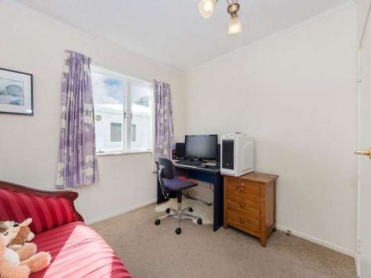 14 Sheehan Road Te Atatu South_6