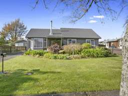 Charming Colonial Home in Tokoroa