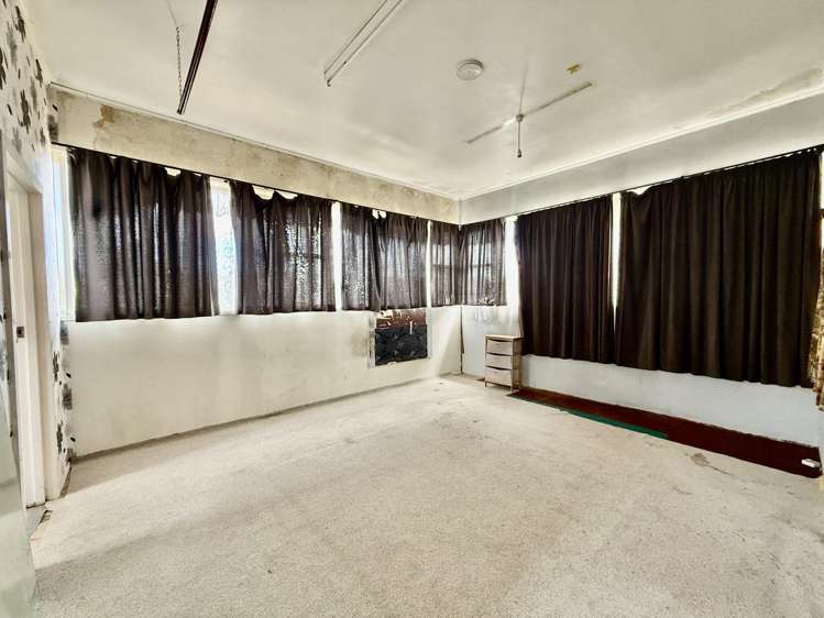 243 Preston Road Otara_5