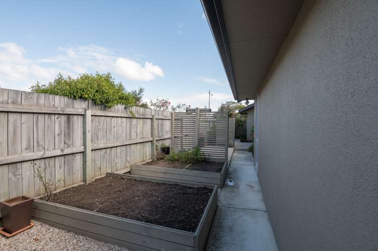 2 Woodstock Place Stoke_18