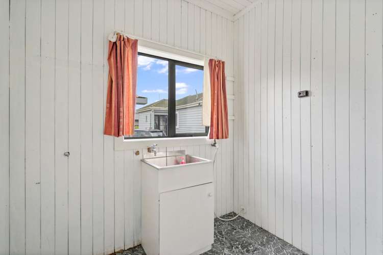 7 Green Lane Riverton_11