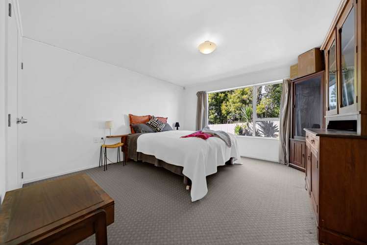 12 Target Road Totara Vale_14