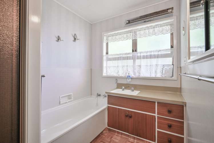 24 Plymouth Road Flaxmere_9