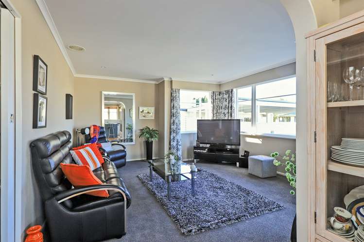 2 Harrow Street Taradale_10