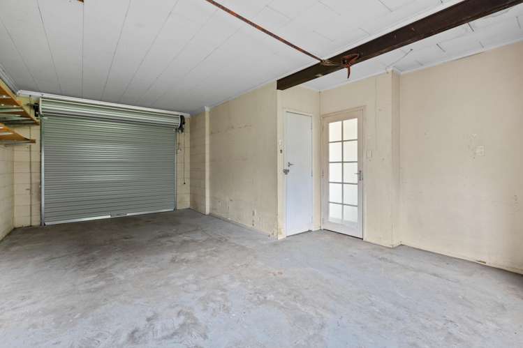 2/2A Arundel Street Hillsborough_18