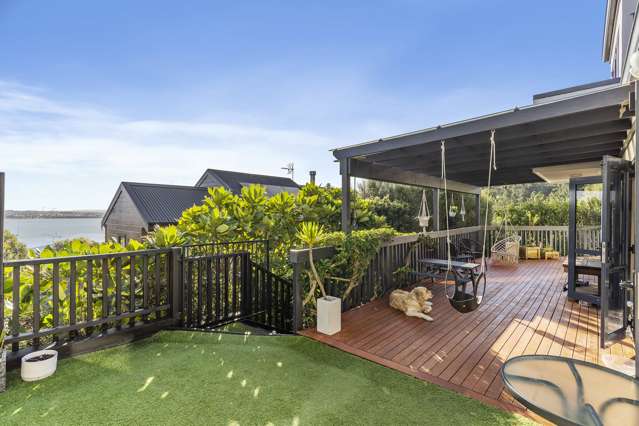 2/79 Island Bay Road Beach Haven_3