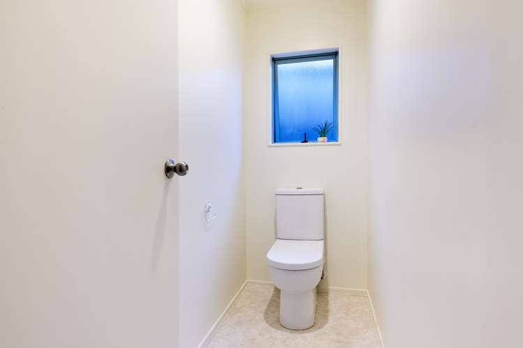 2/8 Adriatic Avenue Henderson_16