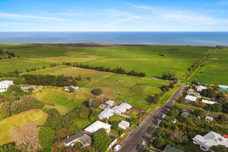 53 Victoria Street Patea_18