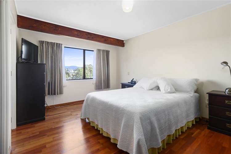 2 Tirohunga Drive Henderson_14