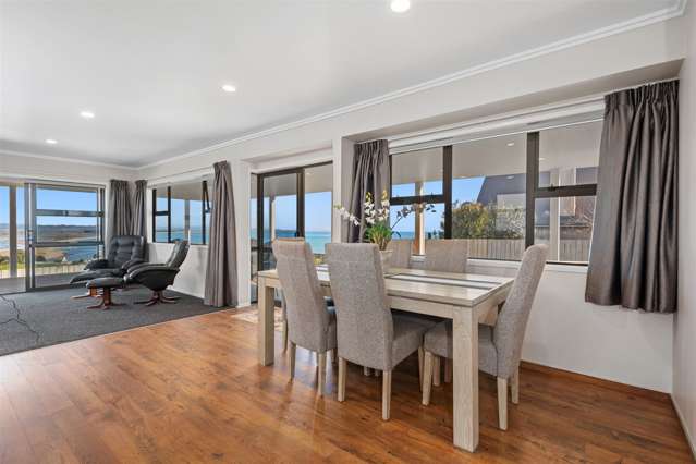 26 Arawa Avenue Maketu_4