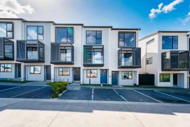 13&20/38 Fairlands Avenue_1