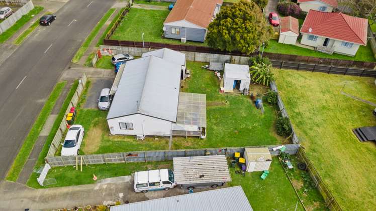 72 Maplesden Drive Clendon Park_16