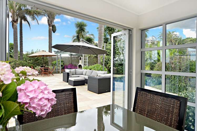 3 Birch Park Lane Whitford_11