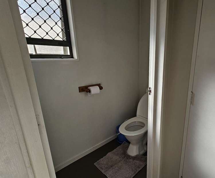 19a Crystal Avenue Glendene_18