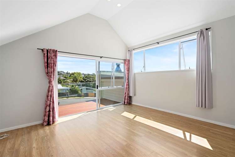 63 Parr Terrace Castor Bay_12