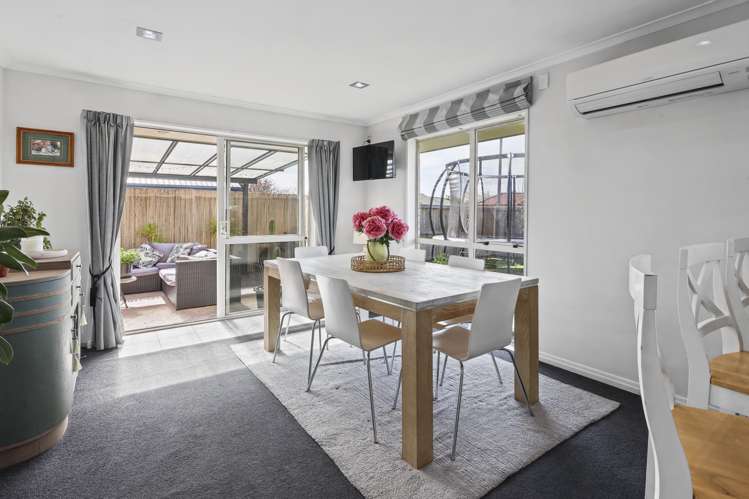 22 Paget Drive Woodend_5