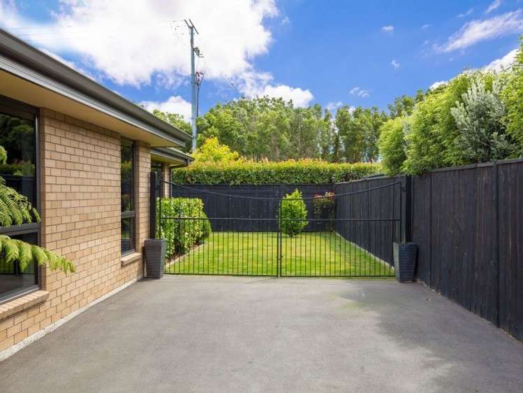 12 Nottinghill Drive Springlands_16