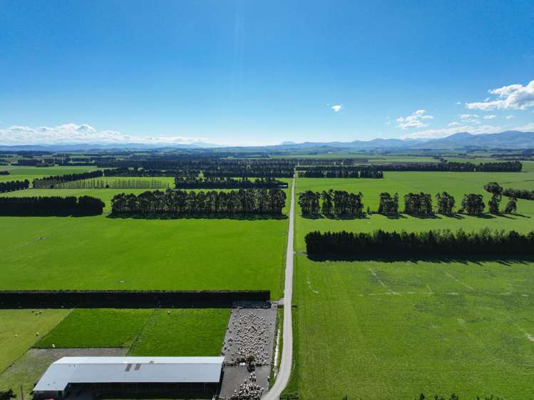 Riversdale-Ardlussa Road Riversdale_11